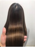 髪質改善艶髪ロングレイヤーカット_アッシュグレージュ_170