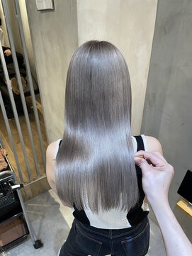 ジーナ 渋谷駅前(Zina) 髪質改善＊シルバーカラーハイライトカラー＊【Zina渋谷駅前】