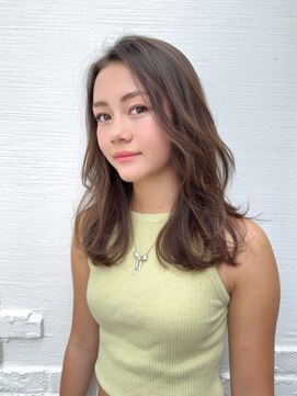 ルーブル(Louvre) ~Louvre~海外風ブリーチ無しベージュカラー透明感レイヤー