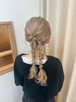 フェリーチェ 六本木店(Felice)&nbsp;編みおろし ツインアレンジ ツイン編みおろし 参列ヘア イベント