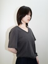 ポートラブ(Portlove)&nbsp;ミディアムレイヤー　ナチュラルヘア　韓国レイヤー　小顔カット