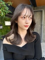 ヴィヴィッド オモテサンドウ(ViViD omotesando)&nbsp;くびれミディアム　ダークグレージュ　透明感カラー