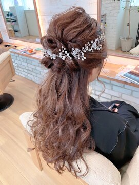 ロビー(LOBBY) 『LOBBY』田野上 結婚式☆おしゃれハーフアップ