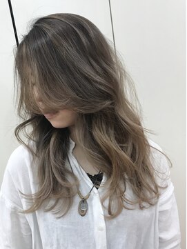 ブルーム コスタ(Blume COSTA) 【BlumeCOSTA】ミルキーホワイト外国人風バレイヤージュ