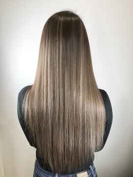 アヴァンス 光明池店(AVANCE.) 美髪チャージ+髪質改善ストレート☆