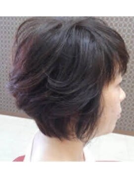 ヘアーマジック グローリー プラス(HAIR MAGIC GLORY PLUS) レイヤーショート