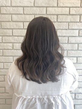 フルミー(fulme.) 透明感、柔らかさがアップ！アッシュグレージュカラー♪♪