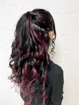 ジャルダンドフルー(Jardin de fleurs) シンプル　ハーフアップ　高め　しっかり巻き　ボリューム　ヘア