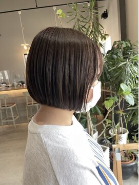 ソーコ(SOKO) ボブスタイル
