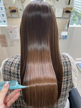 エミュスト(Emuest) 髪質改善ストレート