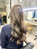 エイト 池袋店(EIGHT ikebukuro) ベージュカラー