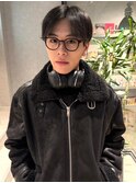 韓国マッシュ　センターパート　爽やか　ダークカラー　眉カット