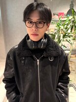 メンズサロン ブロック(Men's Salon bloc) 韓国マッシュ　センターパート　爽やか　ダークカラー　眉カット