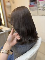 フレア(FLAiR)&nbsp;20代30代ブリーチなしくすみオリーブカラー波ウエーブ仕上げ