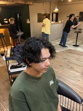 ミオ ベガ(Mio'' VEGA) 波巻きパーマ