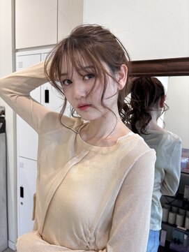 アローム(alom) イメチェン/ホワイトブロンド/外ハネボブ/美髪/茅ヶ崎