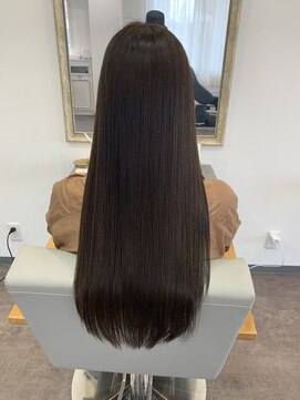 ウル(Uru) 毎日乾かしただけでツヤツヤな縮毛矯正