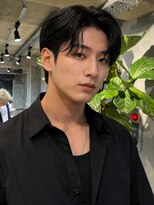 キュー(Cue_) 韓国七三ショートセンターパートダウンパーマカルマパーマ
