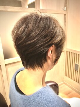 アクティフ(actif) 40代50代60代70代 大人の似合わせショートヘア