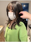 前髪インナー　イヤリングカラー　　ペールベージュ　レイヤー