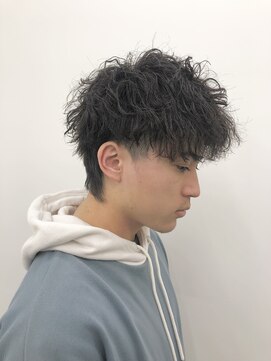 ゴットラトゥール(GOTTO LATOUR) ウルフ/ツイストスパイラル/メンズパーマ/パーマ/波巻きパーマ