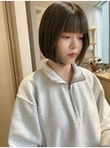 オリーブベージュ×ボブ