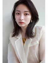 レヴィア(REVIA)&nbsp;顔周りレイヤースタイル