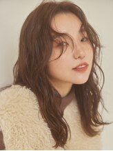 ビィシャイン 社店 リラクシーなレイヤーミディアム