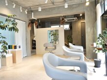 アクロ(AcRo)の雰囲気（【表参道青山エリア唯一】ヘッドスパ×ノンジアミンカラー特化店）