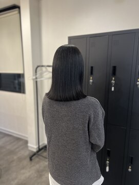 リリス(Lilith) ストレートボブ