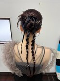 三つ編みアレンジ　カチモリヘア