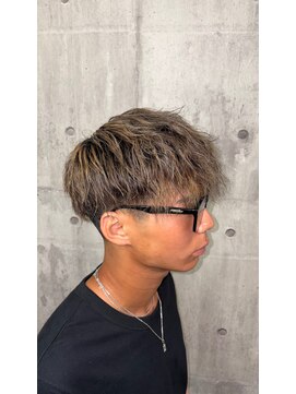 ヘアーメイク フィール ルア(FEEL Lua) スパイラルパーマ×ローライト