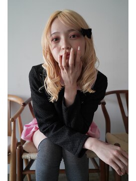 フィット ヒュー 千葉(fit hue) 黒髪/オリーブグレー/ココアベージュ/小顔/クラゲヘアー