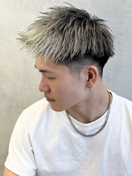ルースト 西院店(ROOST) MEN’S HAIR/ツイストスパイラル/フェザーパーマ/西院眉毛CUT