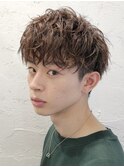 大分ルーズパーマメンズカットルーズショートツーブロックゆるめ