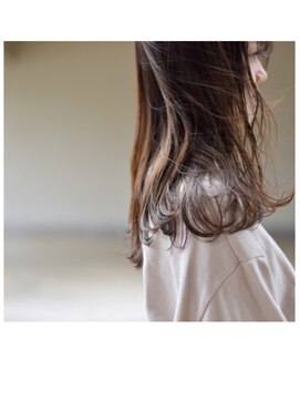 ヘアースイッチ(HAIR SWITCH) ファーストカラーはブリーチ無しのマットベージュ♪