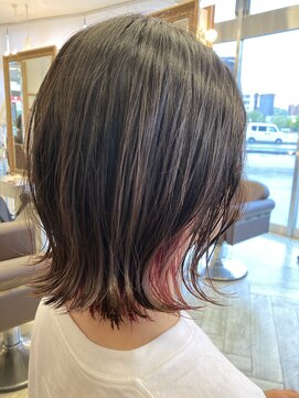 コワファースト 大分(COIFF1RST) 外ハネボブ×インナーカラー