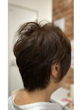 ハスカラー 吉塚店 ふんわりショートスタイル