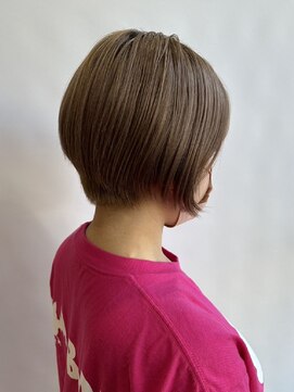 ヘア イノウエ HAIR INOUE 前下がりの丸みショート