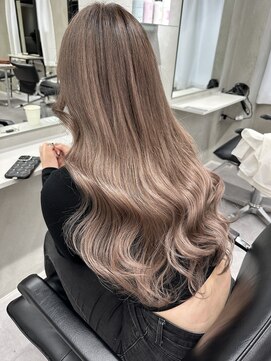 アルマバイロサ(ALMA by ROSA) ミルクティーベージュ×シールエクステ/担当rui