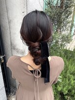 ディティカレスト(Dityca rst)&nbsp;縦長シルエットの綺麗めシニヨン♪