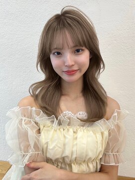 ユーフォリア エヌ 池袋サンシャイン通り店(Euphoria +n) 大人美人艶カラーベージュ小顔カット透明感レイヤーロング