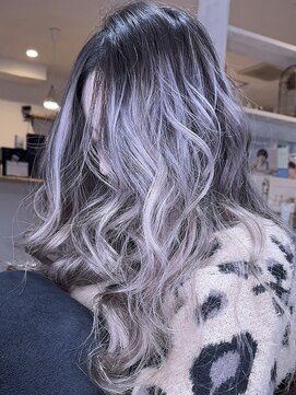 ブレイズヘアー(BLAZEhair) 【ツヤプラス】パープルシルバーバレイヤージュ×ブリーチ2回