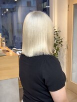 トト 船橋店(toto.)&nbsp;抜きっぱなしブロンド細めハイライトフェイスフレーミング[船橋]