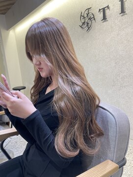 ティグル テンジン(TIGRE tenjin) 天神店　吉良祐樹【今泉/レイヤーカット/艶カラー】