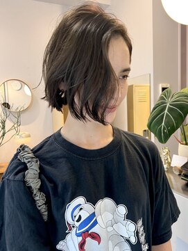 ワール(whirl.) 海外風ラフミニボブ30代40代