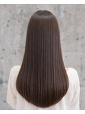 乾かすだけでまとまる美髪ストレート
