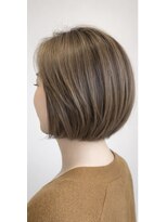 ハイク(HYKE)&nbsp;大人美シルエットの丸みボブ