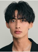 原宿シャドウパーマメンズカットセンターパート微分けスタイル