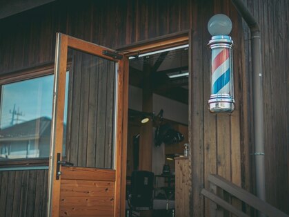 BARBER SHOP 8up’sの写真